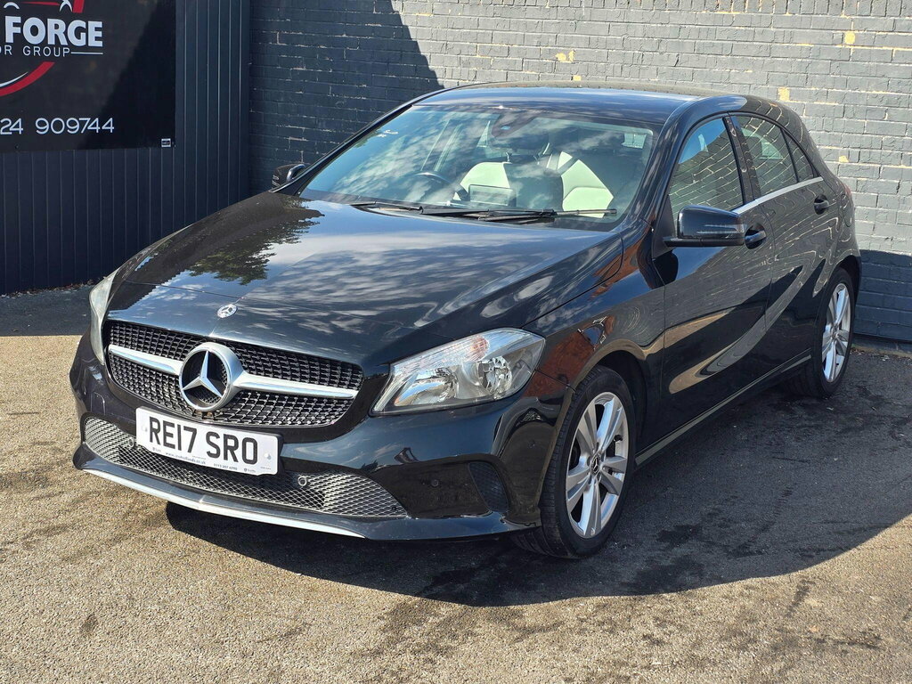 Mercedes-Benz A Class 1.5 A180d Sport Executive Euro 6 Ss Black #4