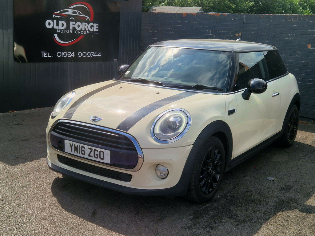 Mini Hatch 1.5 Cooper Euro 6 Ss YM16ZGO White