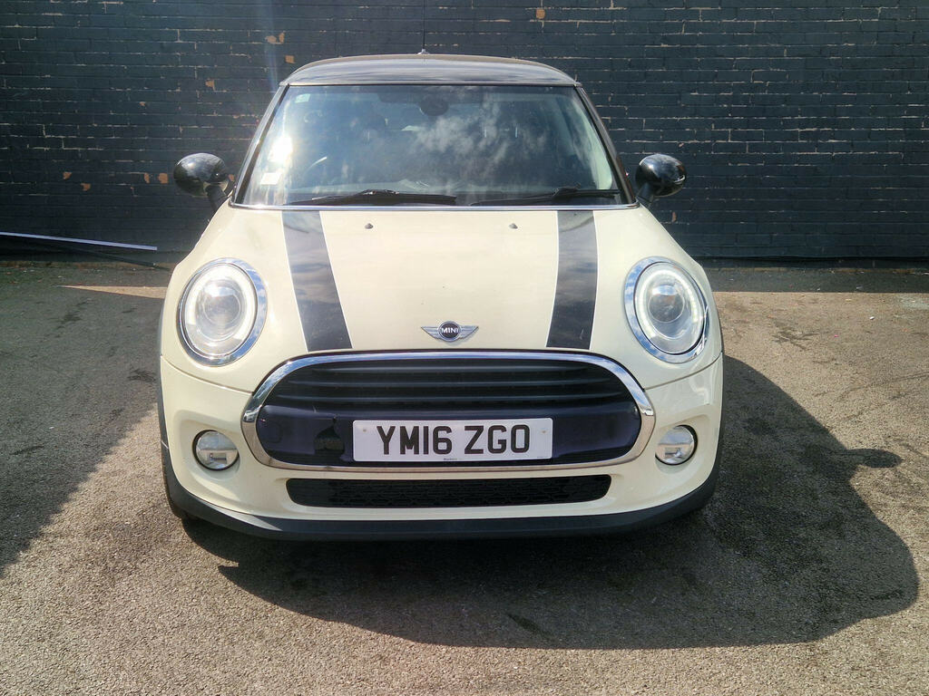 Mini Hatch 1.5 Cooper Euro 6 Ss YM16ZGO White #3