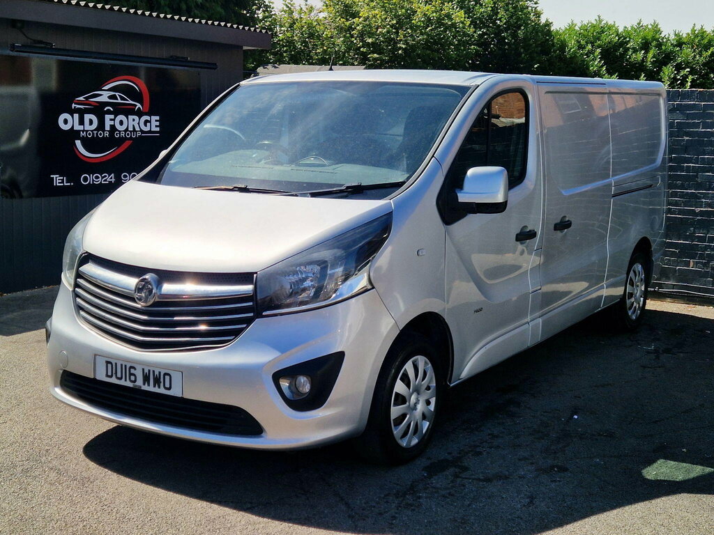 Vauxhall Vivaro 1.6 Cdti 2900 Sportive L2 H1 Euro 5 Silver #4