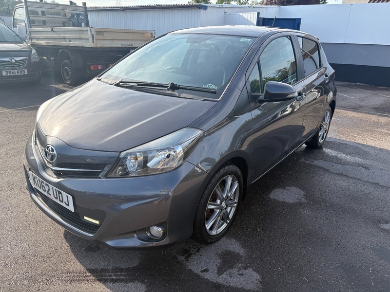 Toyota Yaris Vvt-i Sr Grey #3