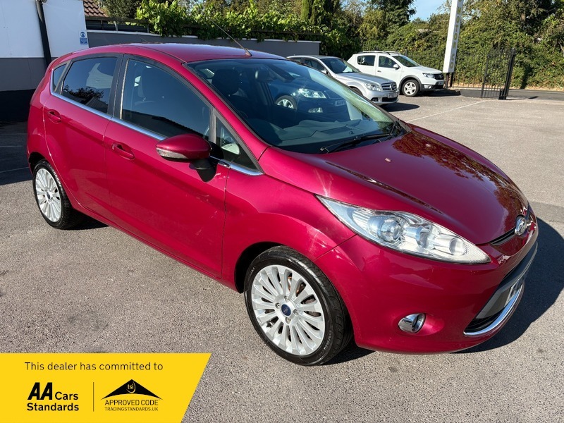 Ford Fiesta Titanium Red