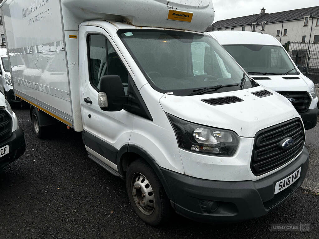 Ford Transit Custom 2.0 Tdci 130Ps Chassis Cab White