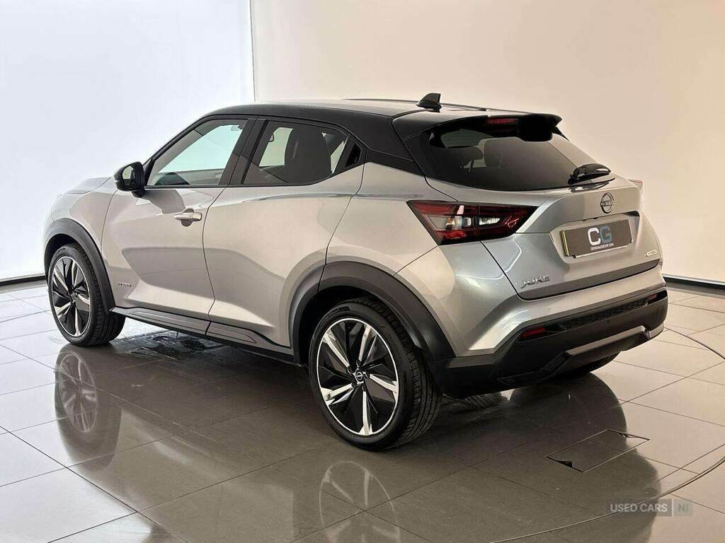 Nissan Juke 1.6 Hybrid Tekna Silver #4