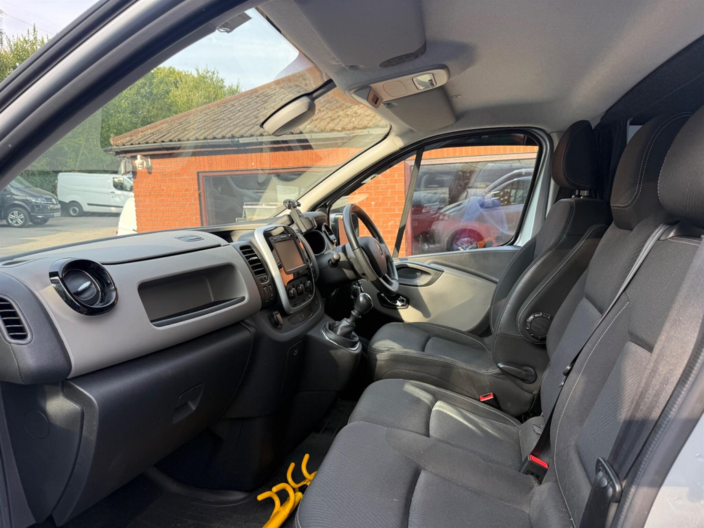 Renault Trafic 1.6 Ll29 Energy Dci 125 Sport Nav Euro 6 2019 Grey #13