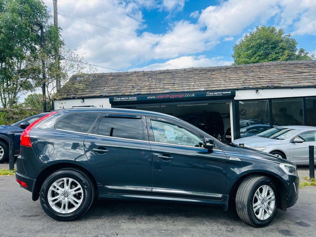 Volvo XC60 2.4 D5 Se Lux Nav Geartronic Awd Black #4