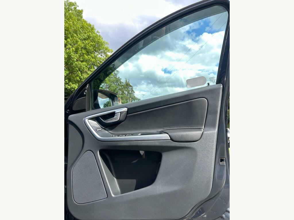 Volvo XC60 2.4 D5 Se Lux Nav Geartronic Awd Black #15