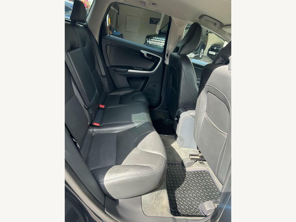 Volvo XC60 2.4 D5 Se Lux Nav Geartronic Awd Black #11