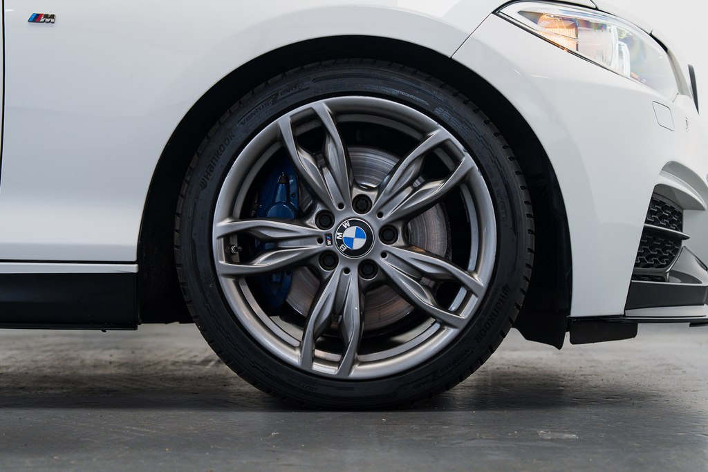 BMW 2 Series Petrol White #2