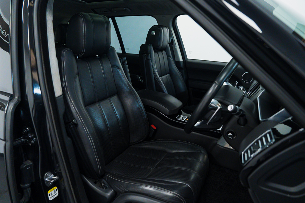 Land Rover Range Rover Sdv8 5-Door Silver #49