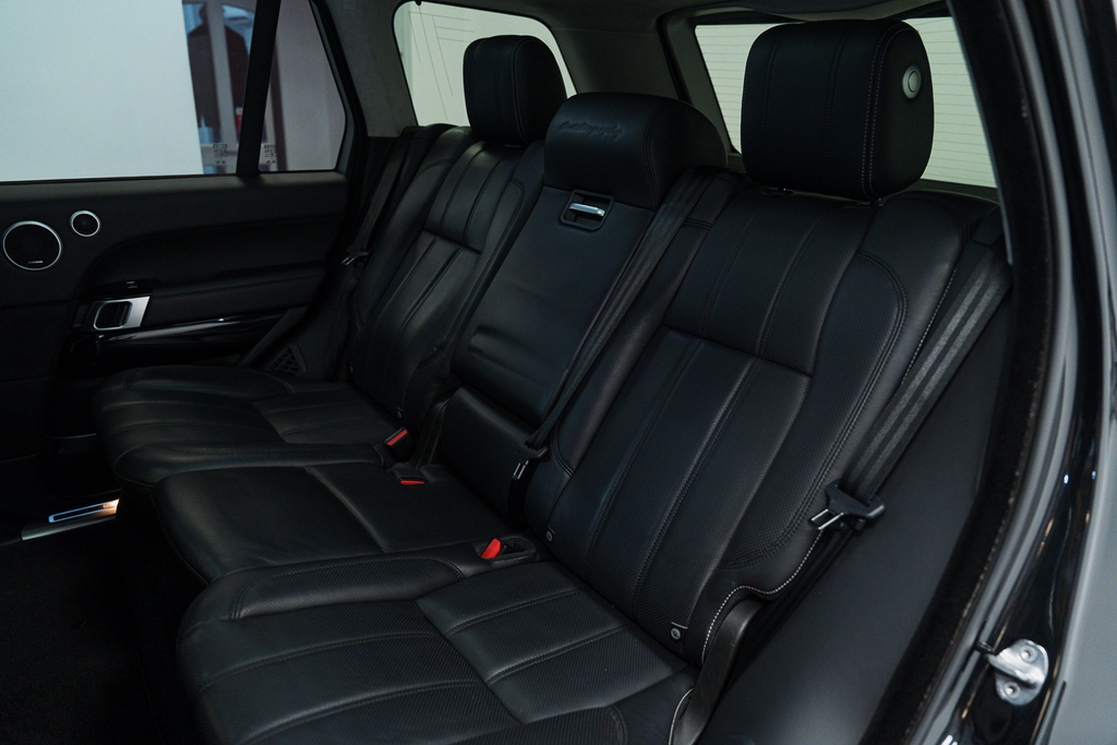 Land Rover Range Rover Sdv8 5-Door Silver #60