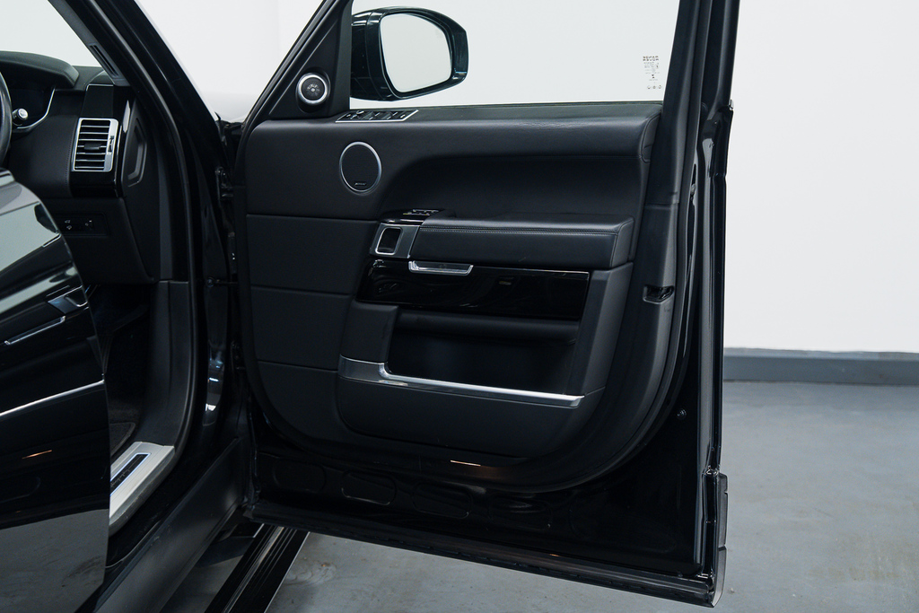 Land Rover Range Rover Sdv8 5-Door Silver #36