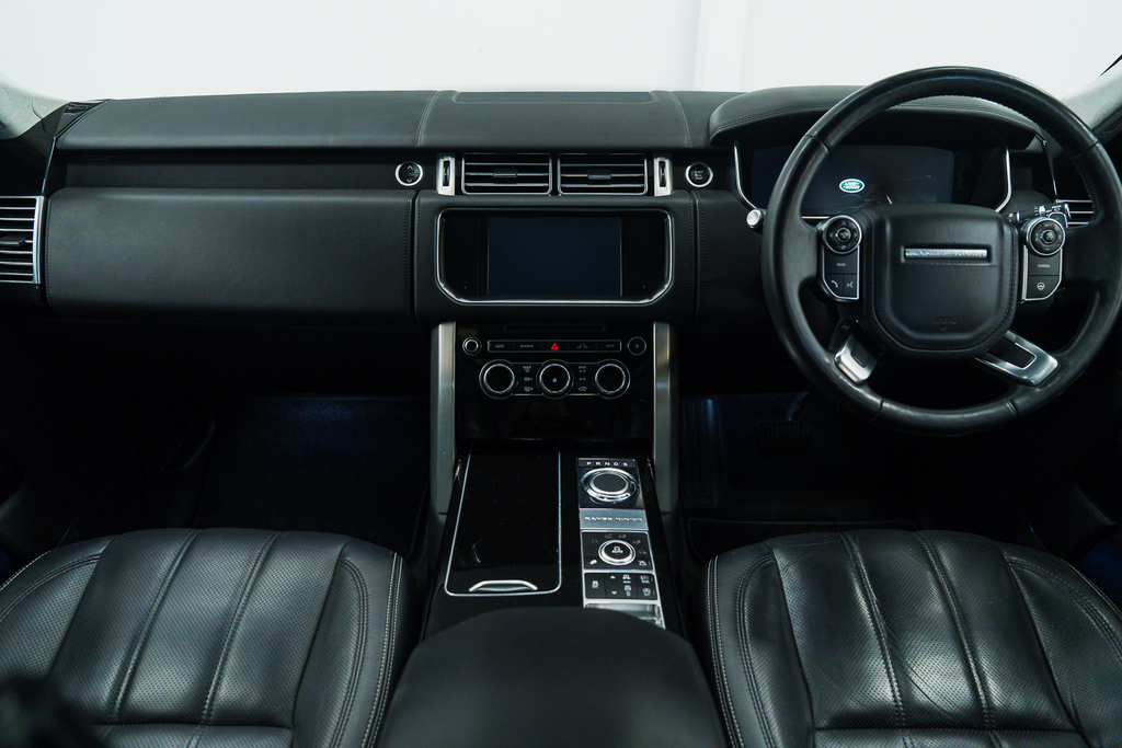 Land Rover Range Rover Sdv8 5-Door Silver #42