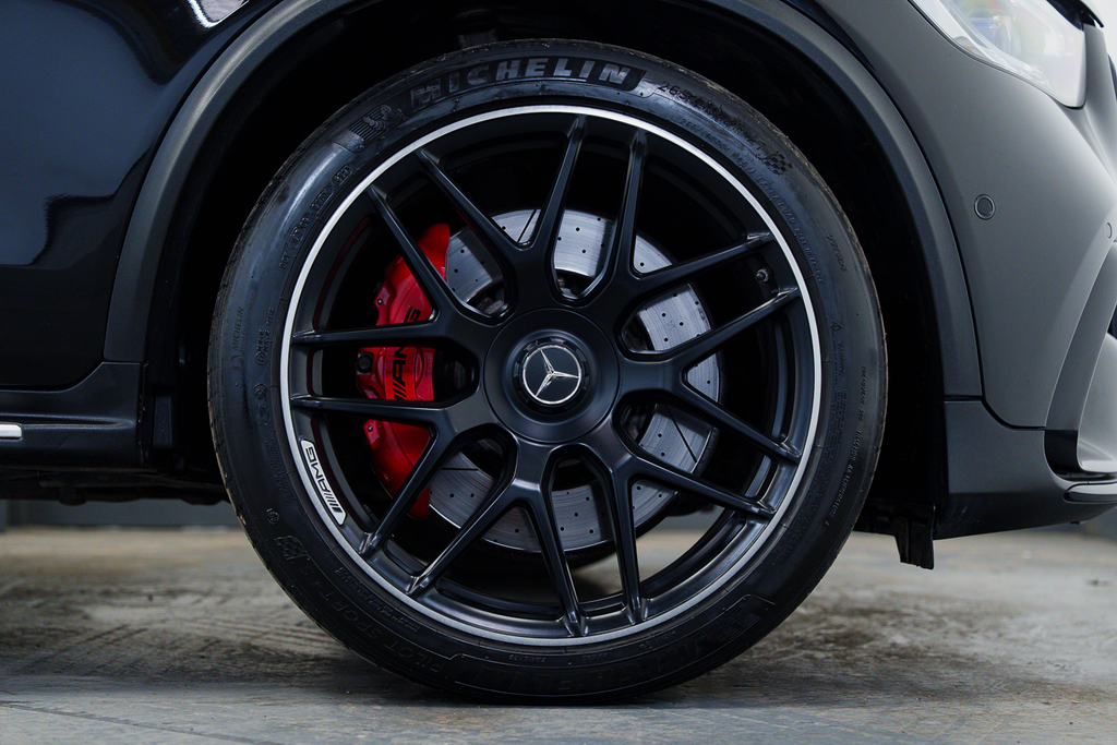 Mercedes-Benz GLC Class Petrol Black #2
