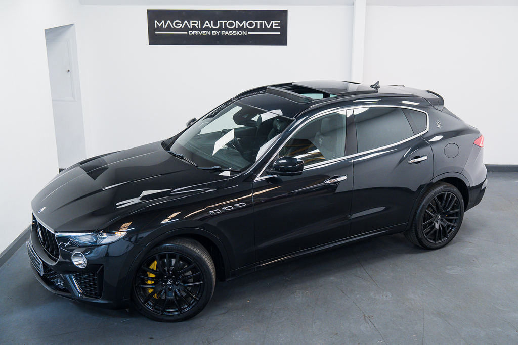 Maserati Levante Diesel Black #5