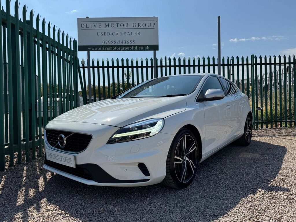 Volvo V40 2.0 D4 R-design Pro Euro 6 Ss White