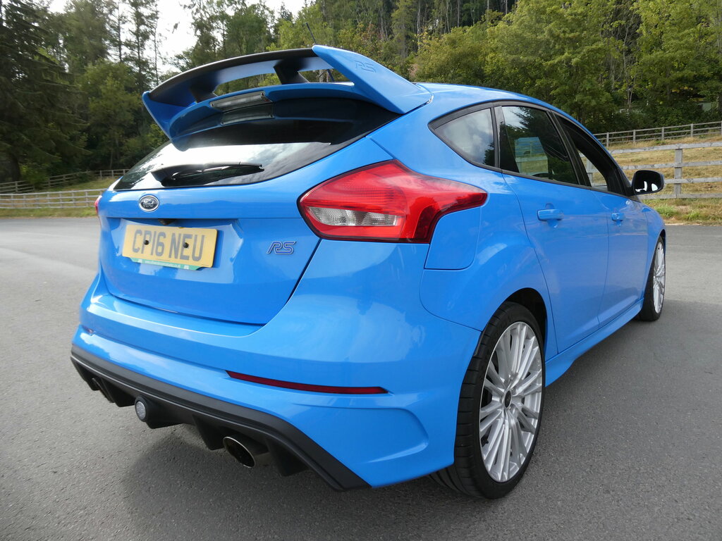 Ford Focus 2.3T Ecoboost Rs Hatchback Awd E Blue #3