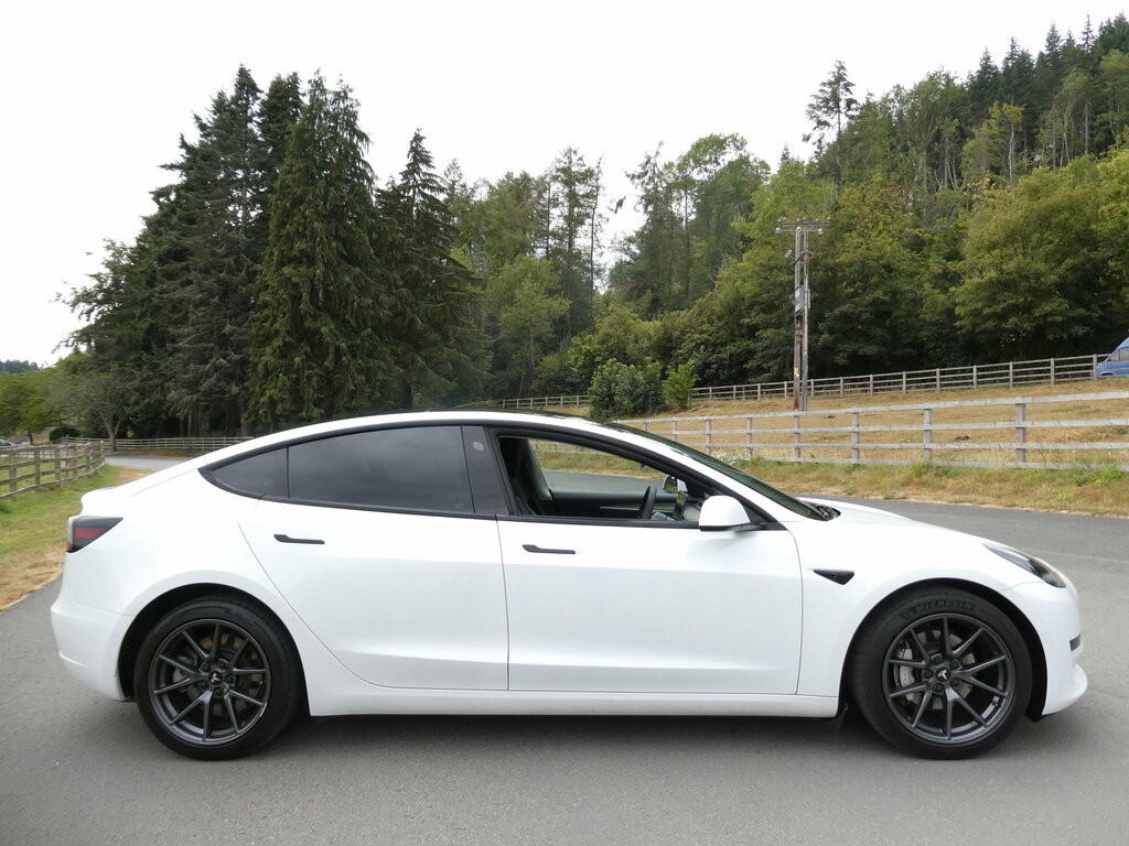 Tesla Model 3 Standard Range Plus Saloon Rwd MJ21ATX White #2