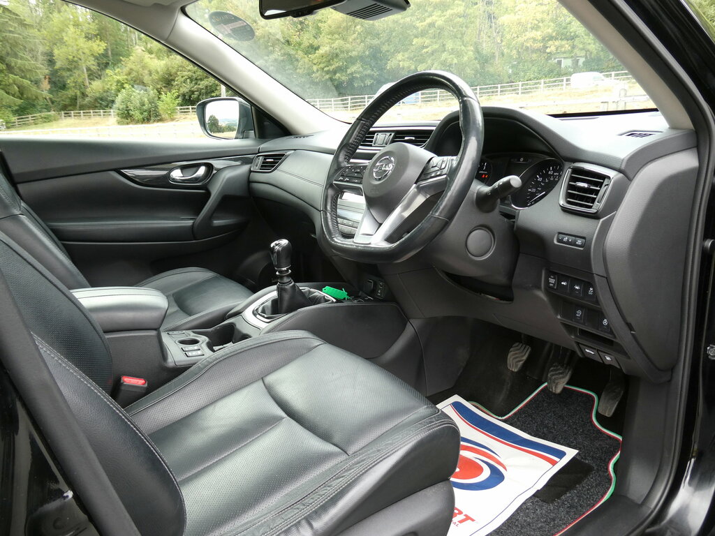 Nissan X-Trail Nissan X-trail 1.6 Dci Tekna 7 Seat Black #25
