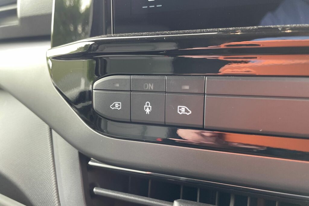 Ford Tourneo Custom 2.0 Ecoblue 136Ps H1 Titanium 8 Seater  #26