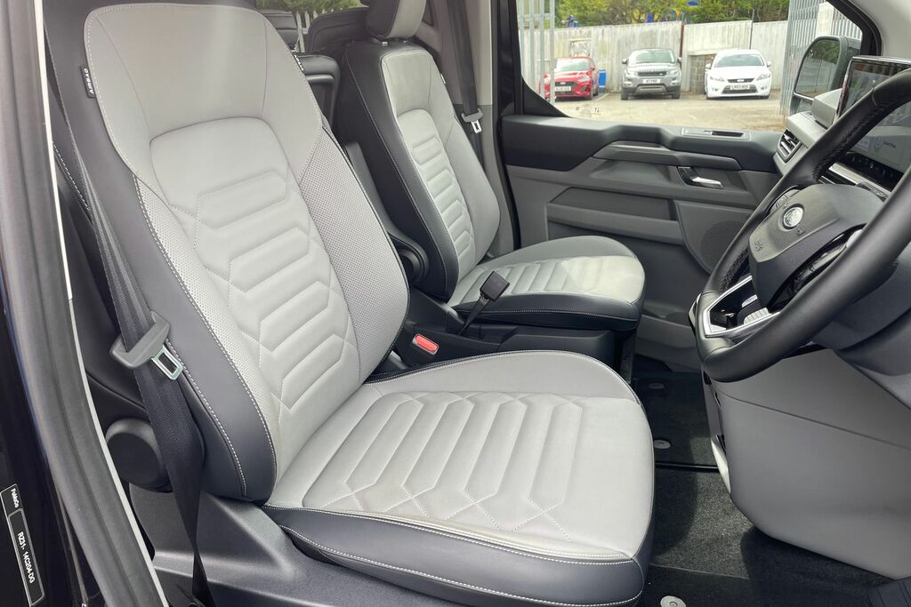 Ford Tourneo Custom 2.0 Ecoblue 136Ps H1 Titanium 8 Seater  #21