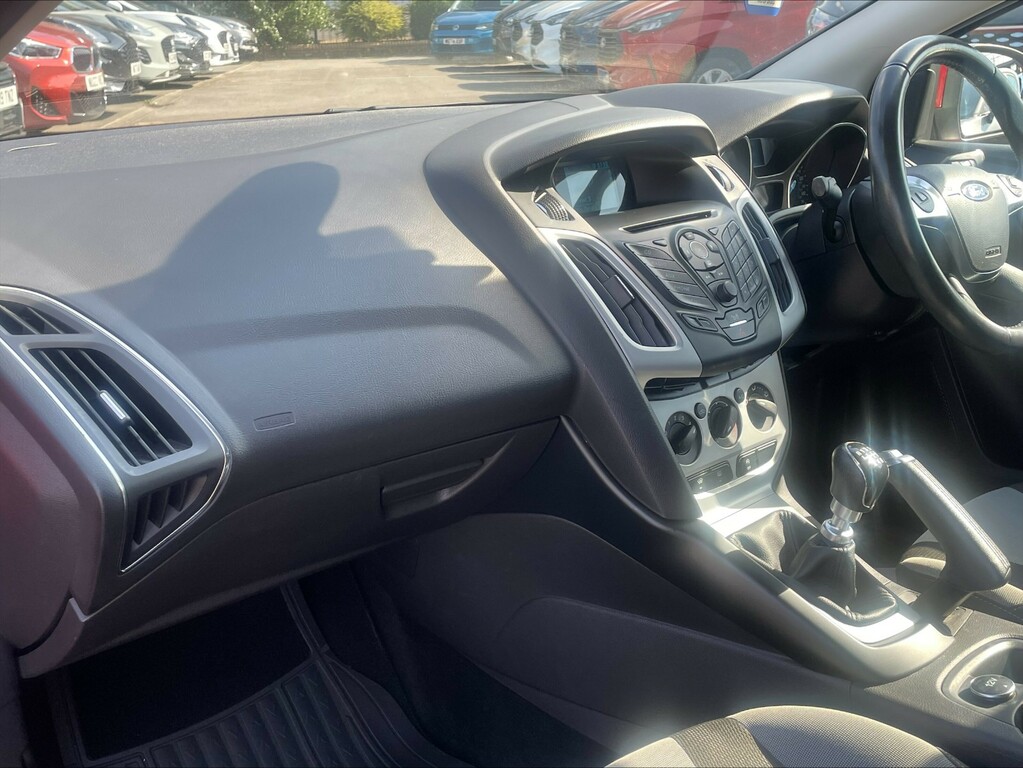 Ford Focus 1.6 Tdci Zetec Estate Euro 5 S Blue #19