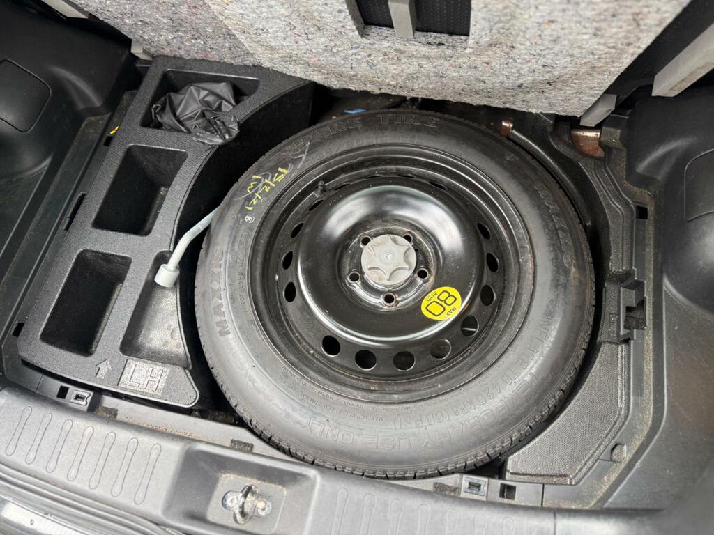 Nissan Juke 1.5 Dci 8V Acenta Premium Euro 5 Black #32
