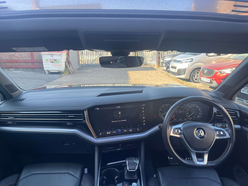 Volkswagen Touareg R-line Tech Black #29