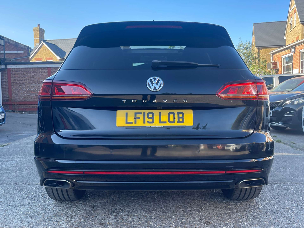 Volkswagen Touareg R-line Tech Black #22