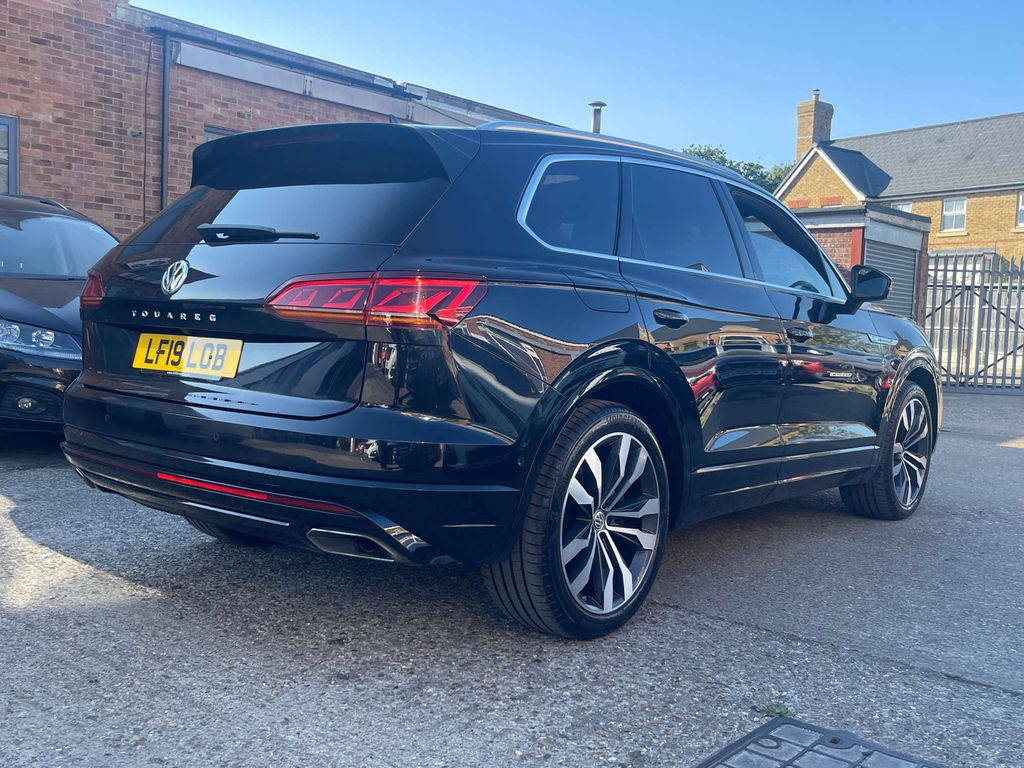 Volkswagen Touareg R-line Tech Black #27