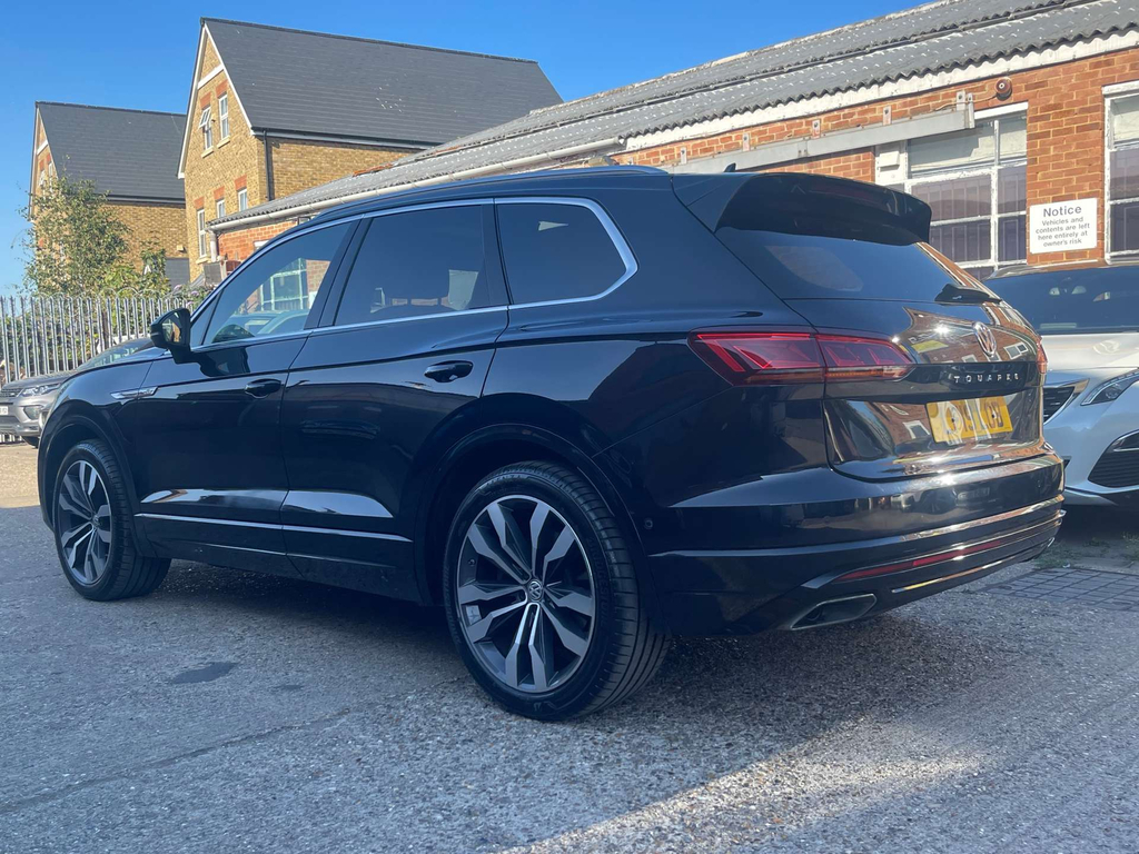 Volkswagen Touareg R-line Tech Black #20