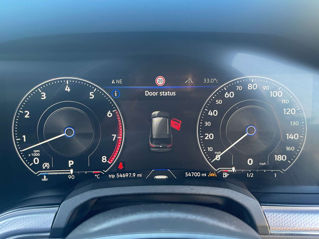 Volkswagen Touareg R-line Tech Black #55