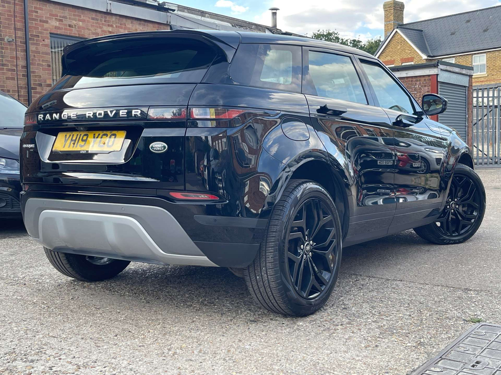 Land Rover Range Rover Evoque 2019 2.0 D150 R-dynamic S Suv 4Wd White #9
