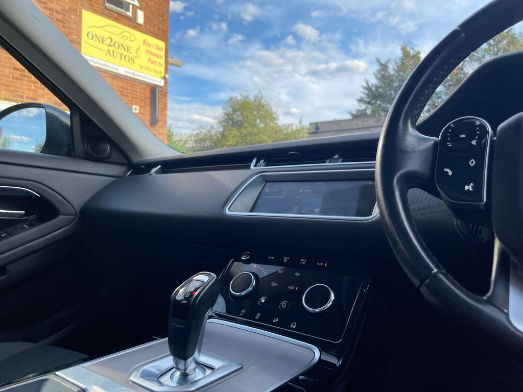 Land Rover Range Rover Evoque 2019 2.0 D150 R-dynamic S Suv 4Wd White #57