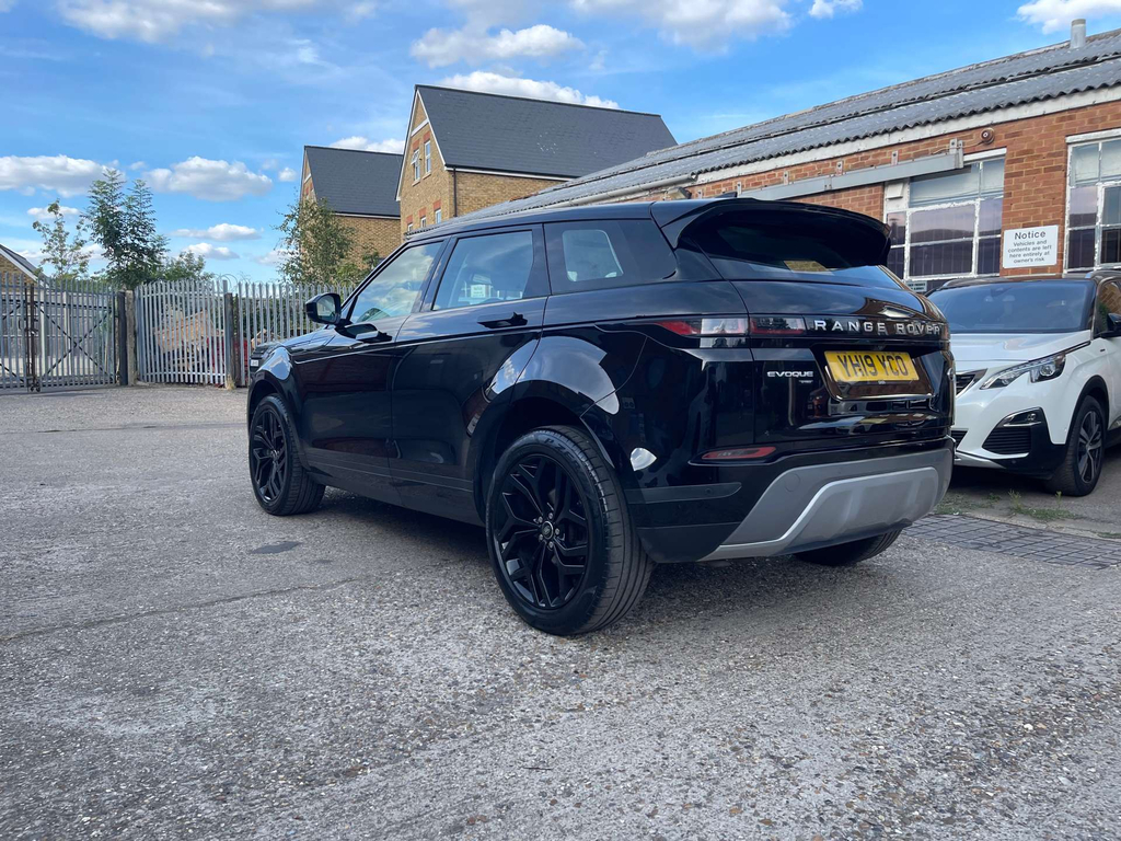 Land Rover Range Rover Evoque 2019 2.0 D150 R-dynamic S Suv 4Wd White #20