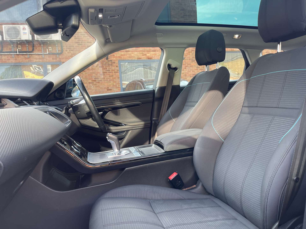 Land Rover Range Rover Evoque 2019 2.0 D150 R-dynamic S Suv 4Wd White #47