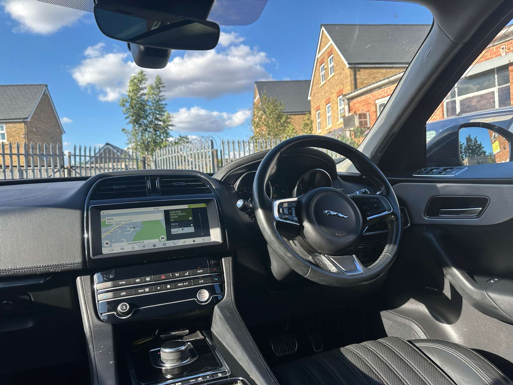 Jaguar F-Pace Suv 2.0 D180 R-sport Awd Euro 6 Ss 20 Black #30