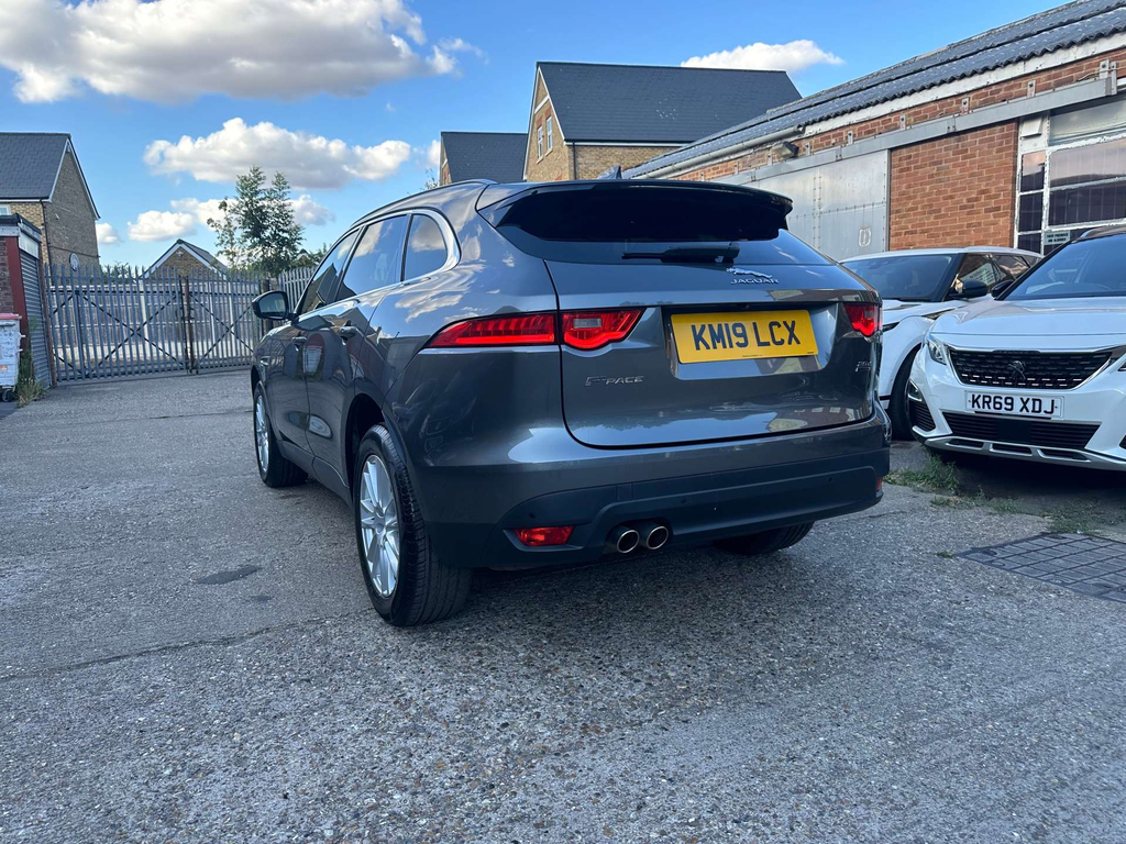 Jaguar F-Pace Suv 2.0 D180 R-sport Awd Euro 6 Ss 20 Black #55