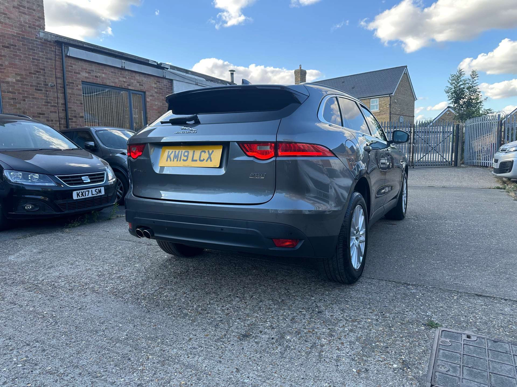 Jaguar F-Pace Suv 2.0 D180 R-sport Awd Euro 6 Ss 20 Black #52