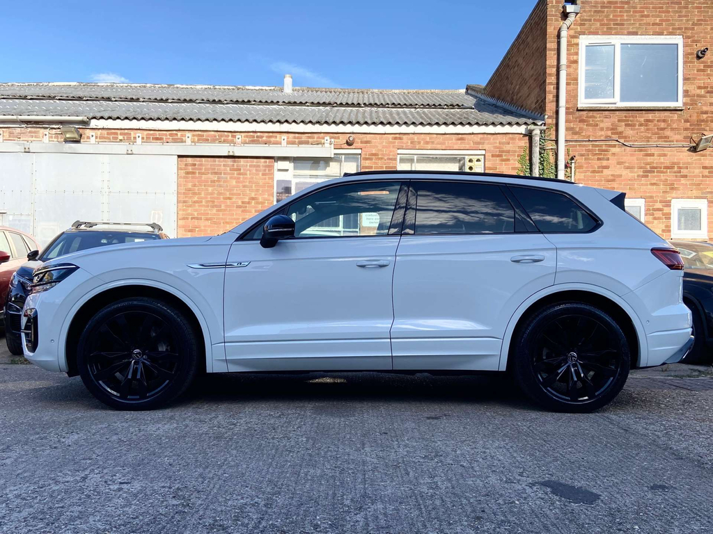 Volkswagen Touareg Grey #12