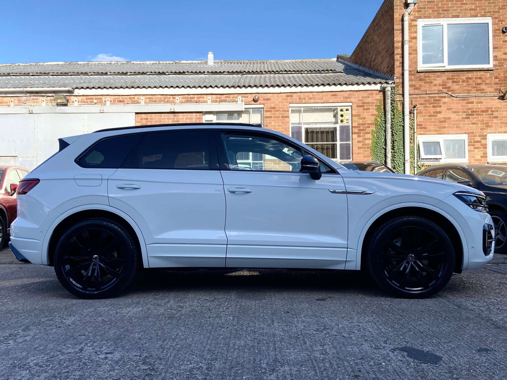 Volkswagen Touareg Grey #11
