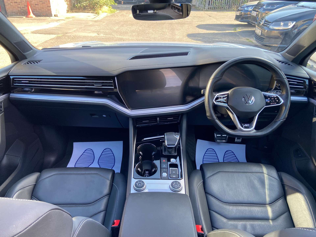 Volkswagen Touareg Grey #18