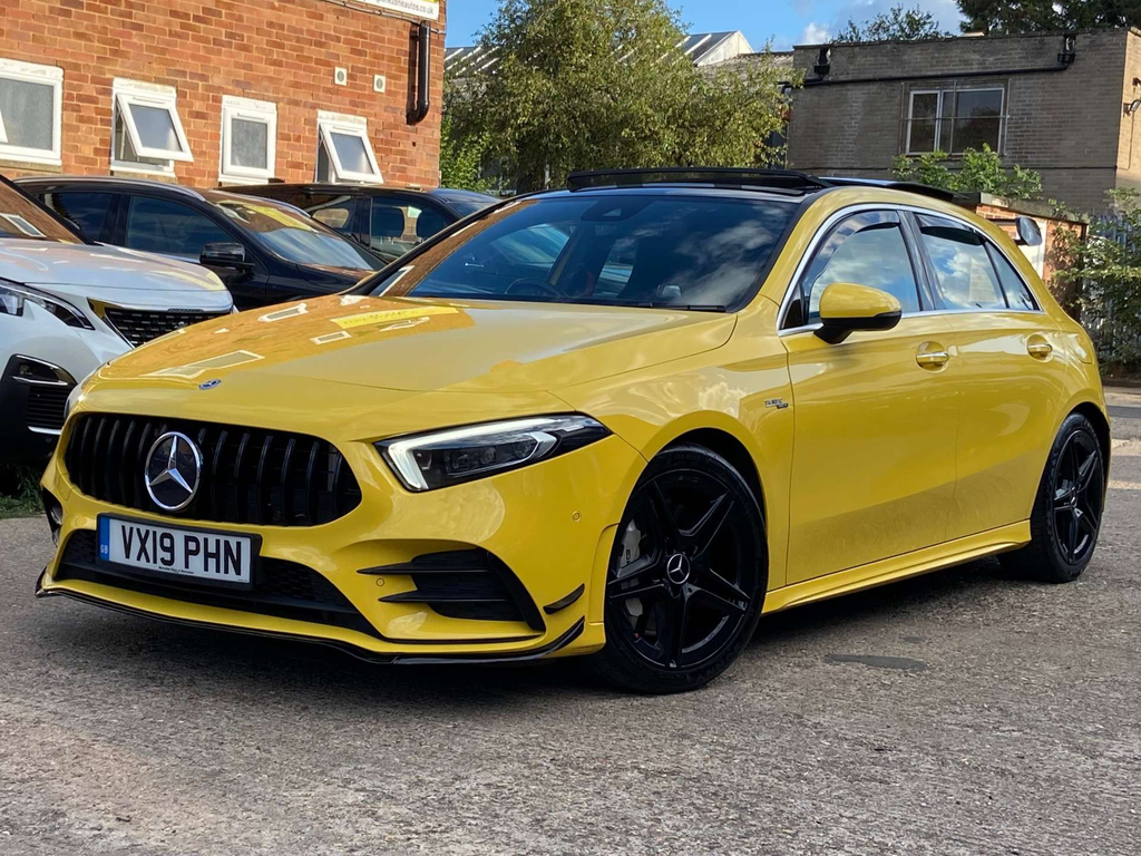 Mercedes-Benz A Class Premium Plus Hatchback Spds Dct 4Matic Eu VX19PHN Yellow #2