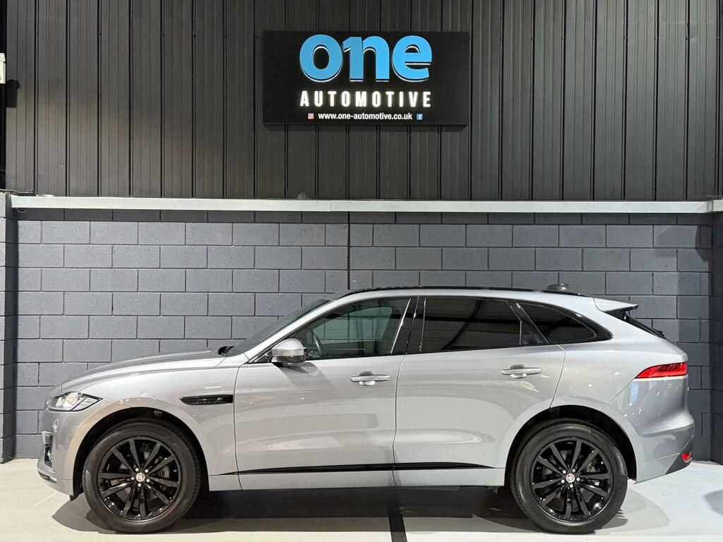 Jaguar F-Pace Chequered Flag Grey #3