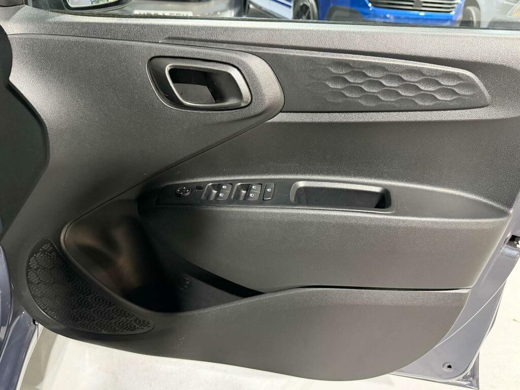 Hyundai I10 1.2 Se Connect Euro 6 Ss White #32
