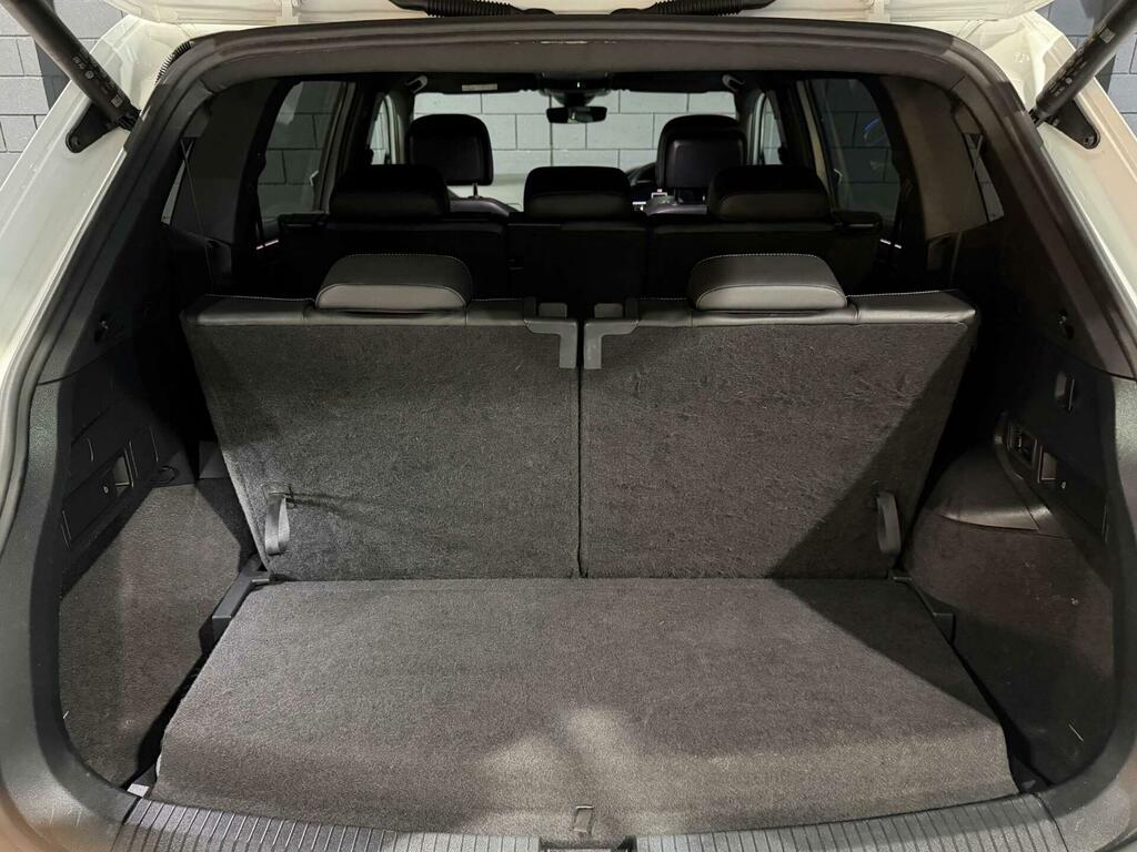 Volkswagen Tiguan Allspace 1.5 Tsi Life Suv Dsg Euro 6 Ss 150 Black #17