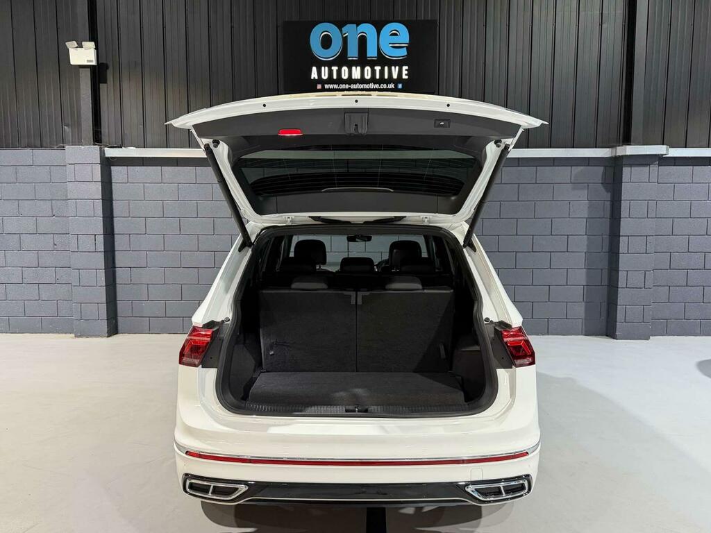Volkswagen Tiguan Allspace 1.5 Tsi Life Suv Dsg Euro 6 Ss 150 Black #16