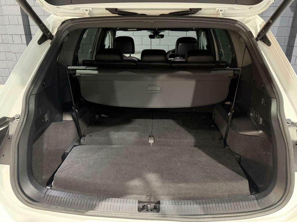 Volkswagen Tiguan Allspace 1.5 Tsi Life Suv Dsg Euro 6 Ss 150 Black #19