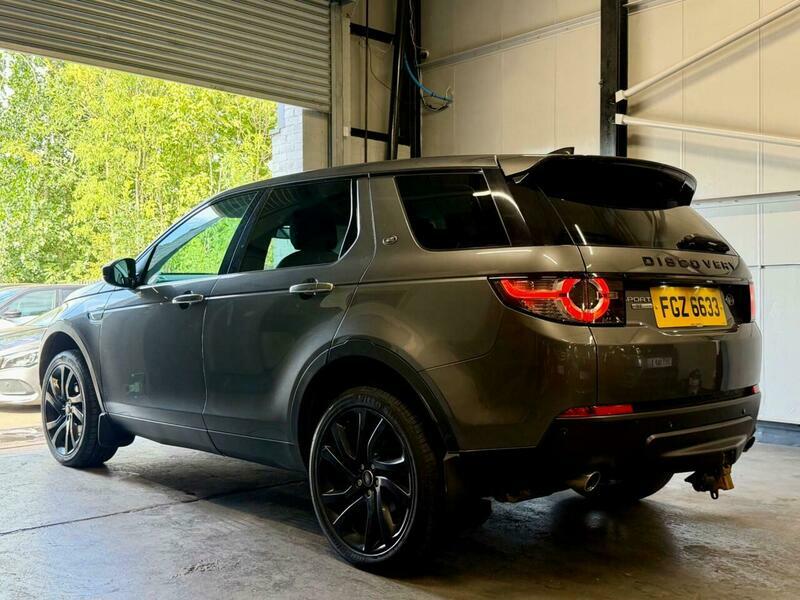 Land Rover Discovery Sport 2.0 Td4 Hse Luxury Grey #4