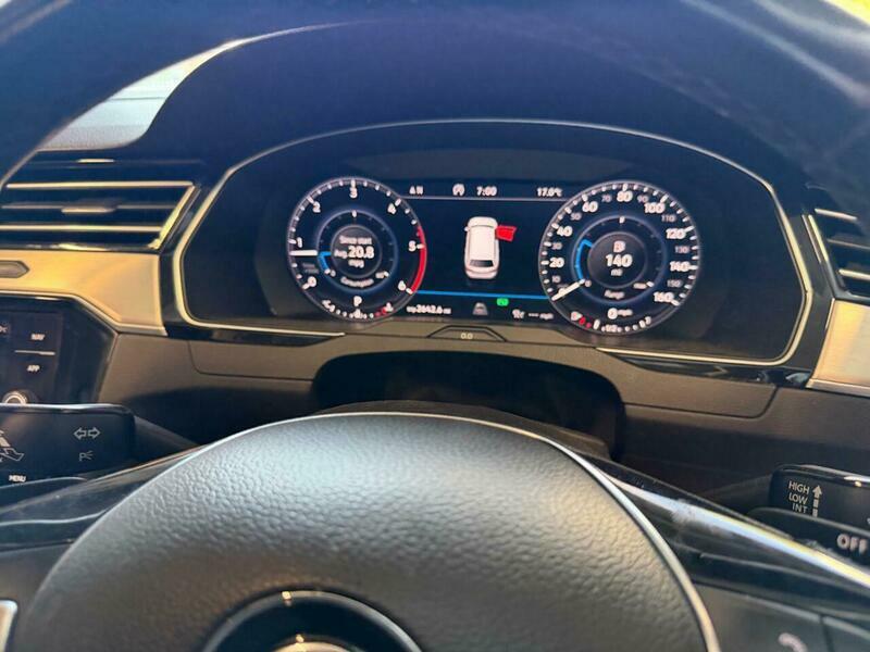 Volkswagen Passat 1.6 Tdi Gt Dsg White #3